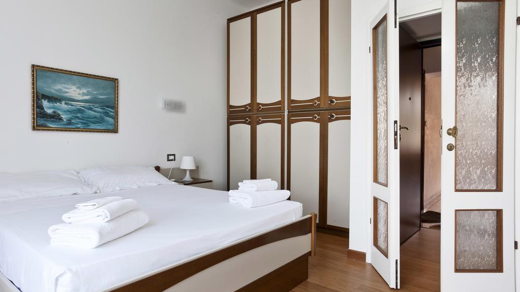 Apartamento Italianway-Piazza Firenze Milán Exterior foto